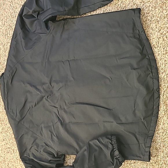 Under Armour Jacket - Picture 6 of 7